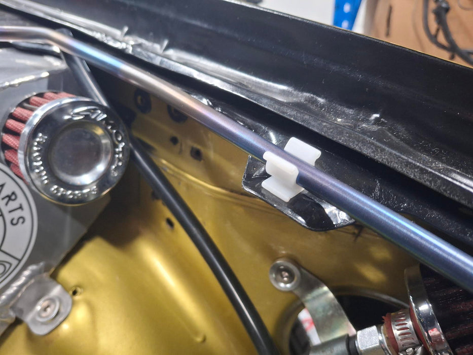 Universal Bonnet Arm Clip – Hood Stay Holder (White Plastic)