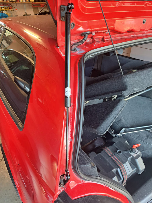 Nissan Pulsar GTIR Tailgate Gas Struts – Direct fir for N14 / RNN14 / GTI / X1R / GTIR  Hatch