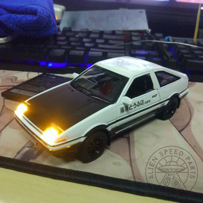 Model Toyota AE86 Initial D 1/28 Metal Body