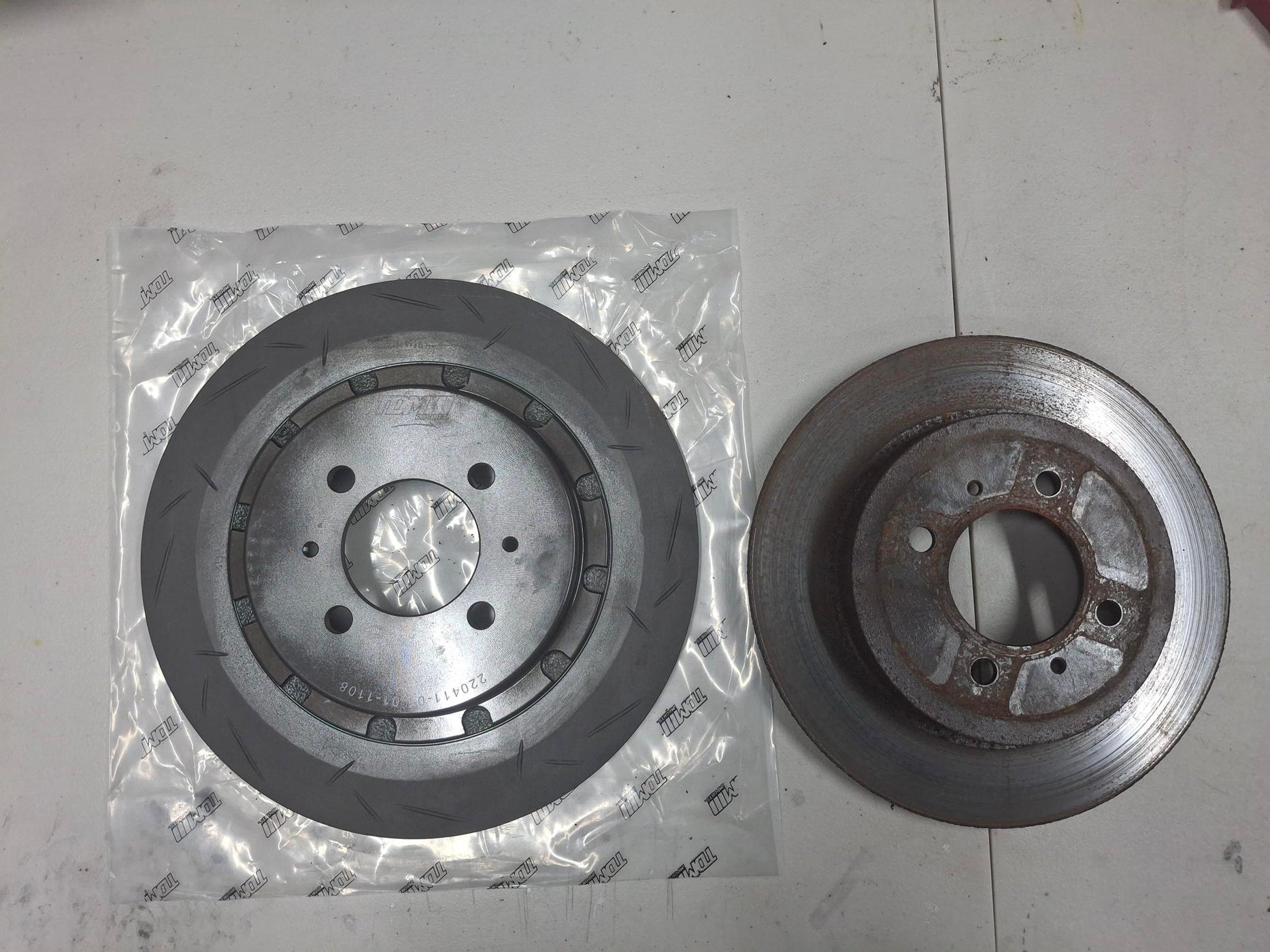 Nissan Pulsar GTIR Upgraded Rear Brake Rotors & Caliper Adaptor — Alien ...